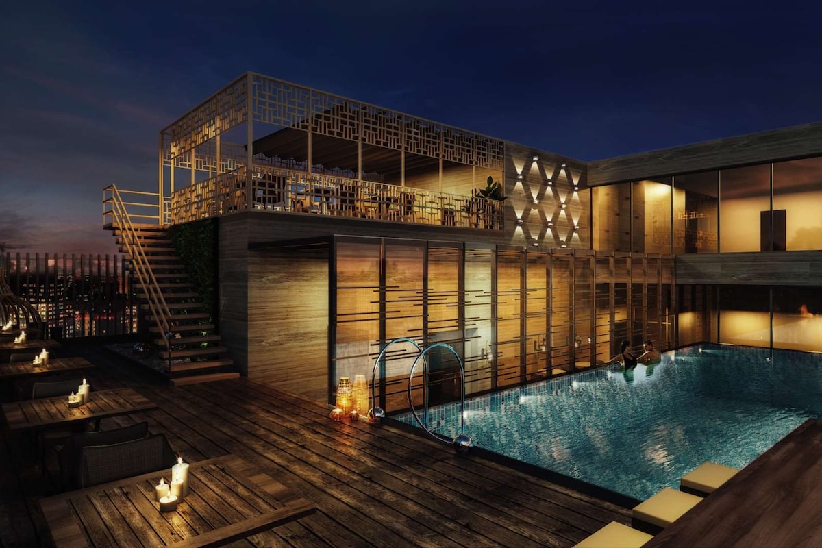 Radisson Lucknow — rooftop pool and landscape